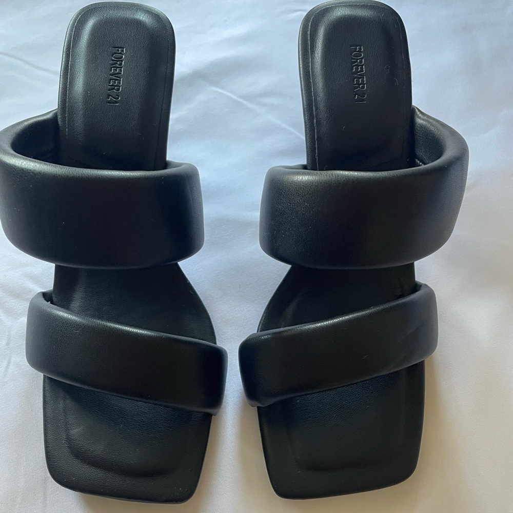 Forever 21 Black Padded Double-Strap Square-Toe Slide Mules